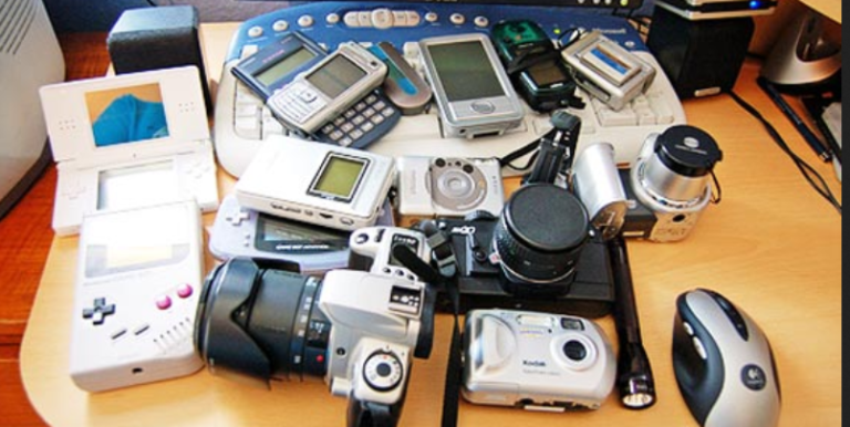 Konsekuensi Pemakaian Gadget Secara Umum Atau Berlebih