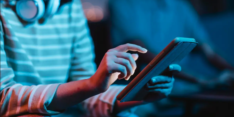 Mengatur Jadwal Bermain Gadget Untuk Kesehatan Jiwa